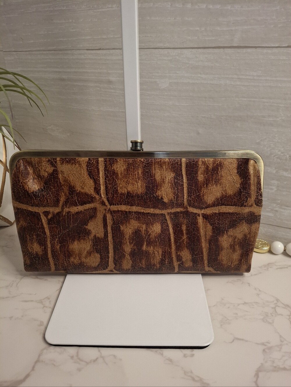 HOBO International Brown Croc Leather Double Frame Clutch Wallet EUC
